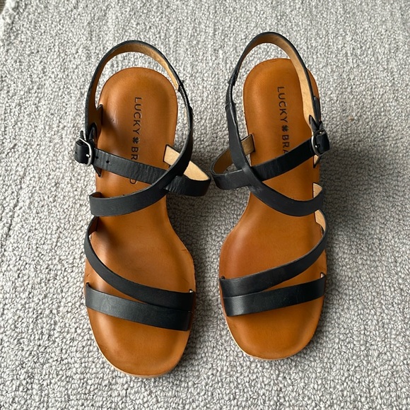 Lucky brand shoe - Picture 2 of 5